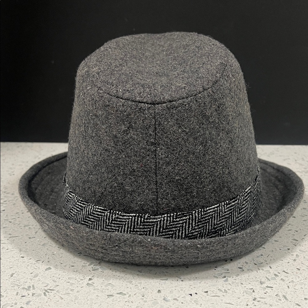 Vintage 100% Wool Grey Fedora Hat w Herringbone Band | Asymmetrical Rim - Picture 4 of 8